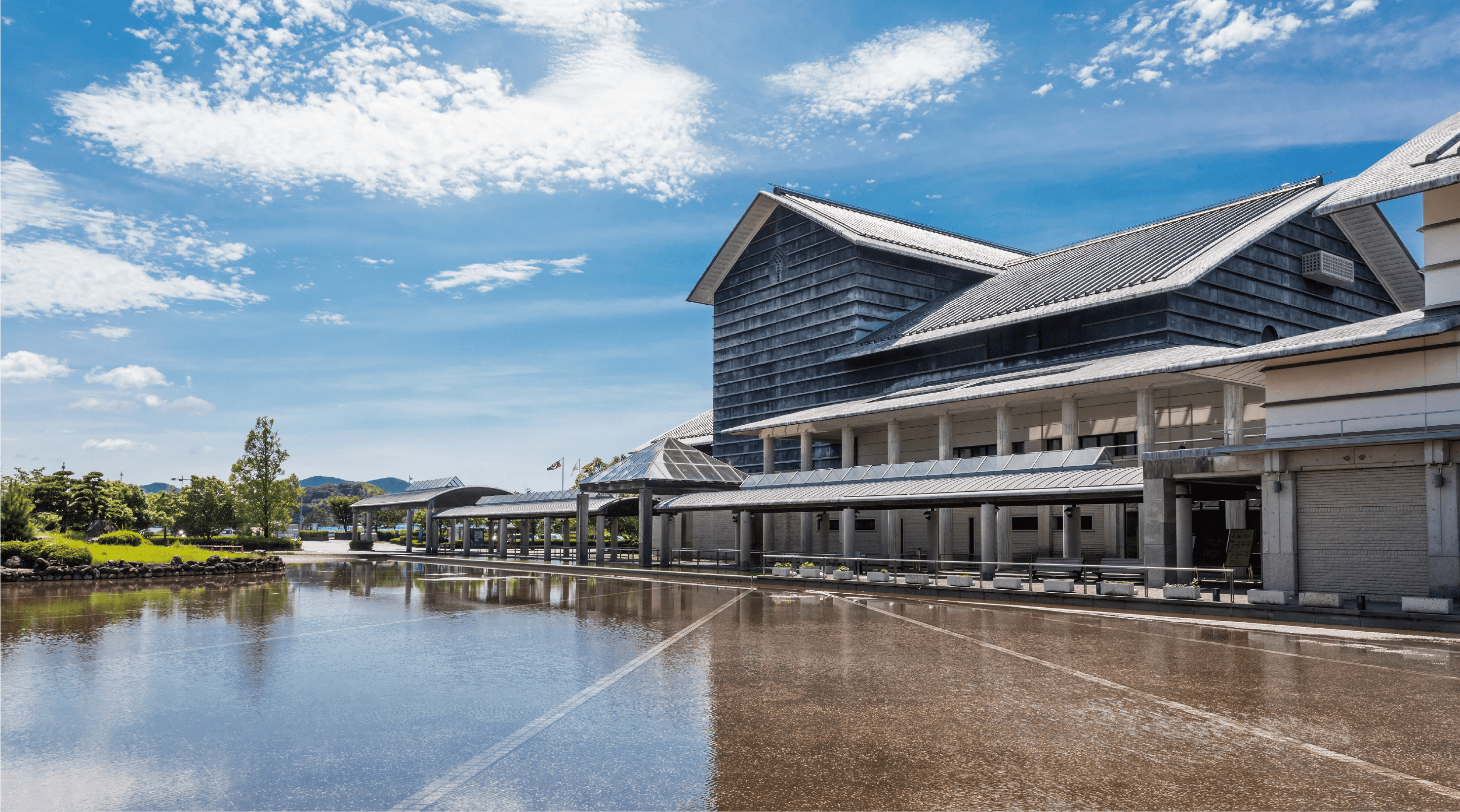 高知県立美術館